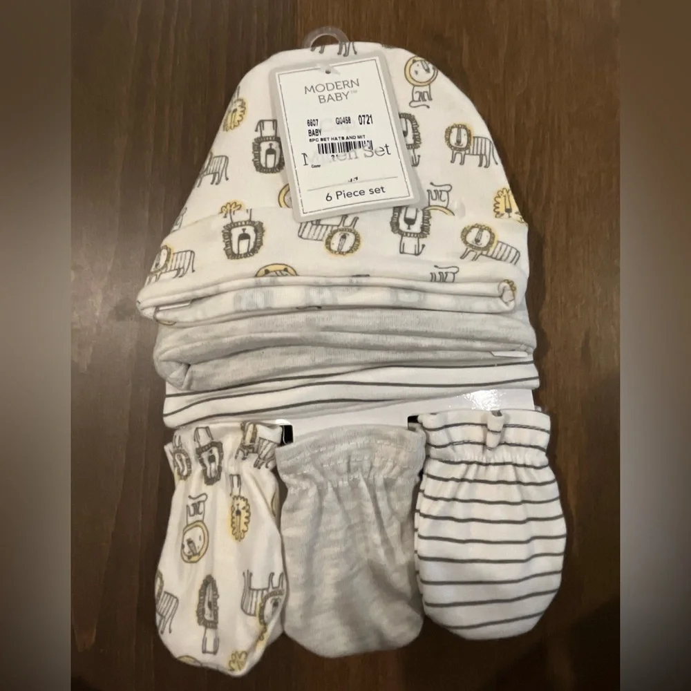 NWT Modern Baby 6 Piece Set Hats and Scratch Mittens